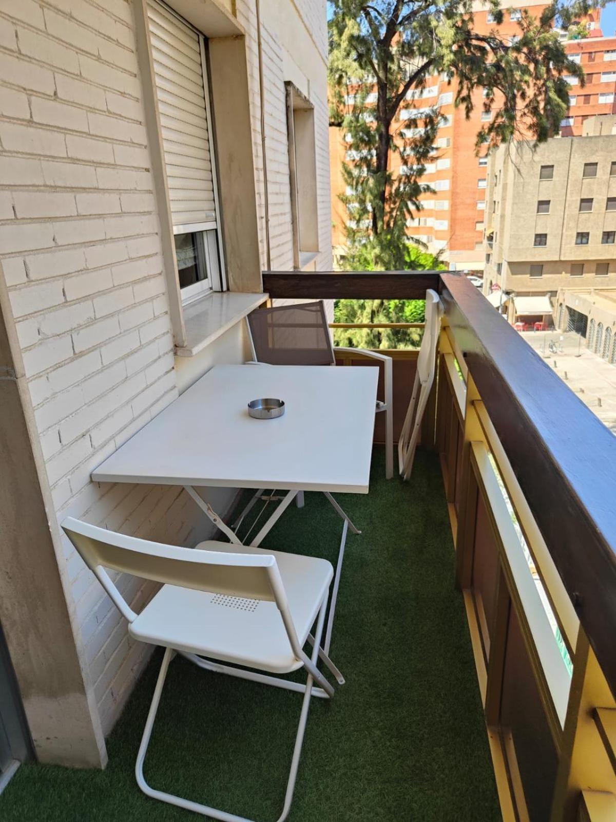 Apartamento Reformado Parking Gratis Santa Justa Sevilla Exterior foto